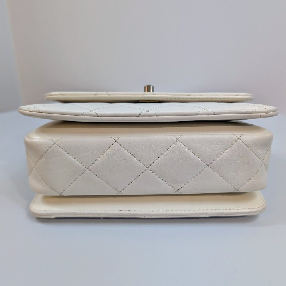 Chanel 19 White Lambskin Small Flap Bag with Pink/Blue Hardware - Picture 5 of 14